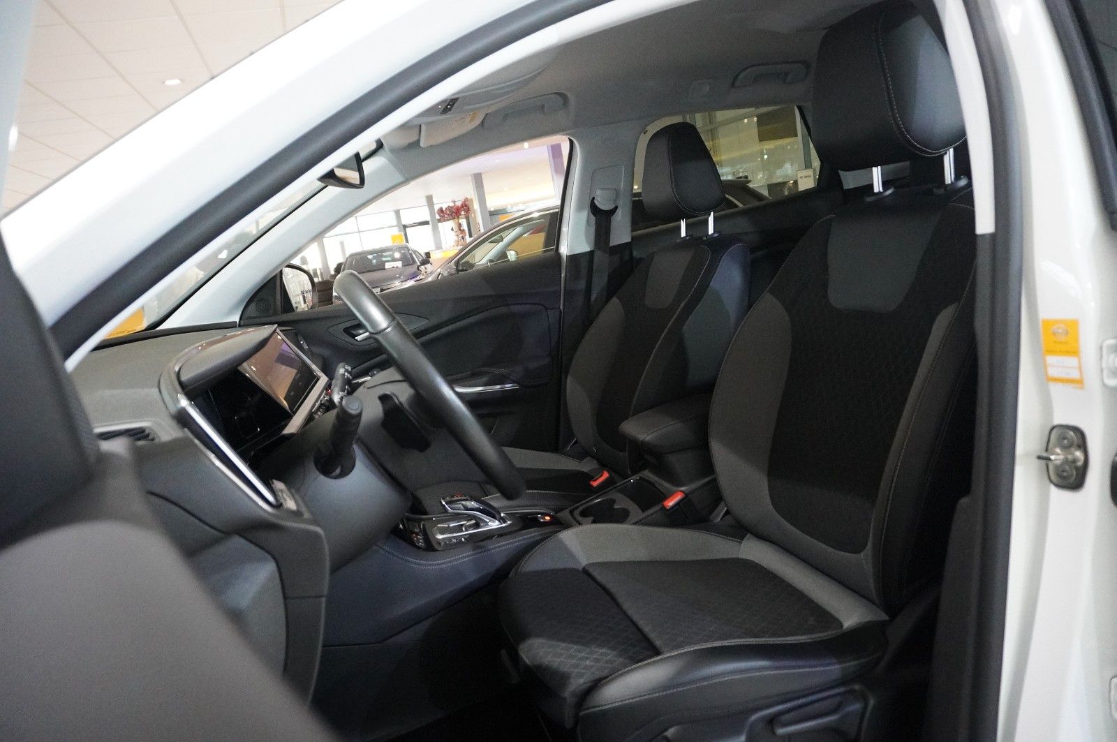 Fahrzeugabbildung Opel Grandland (X) 1.5D ELEGANCE NAVI/LED/KAMERA/AHK