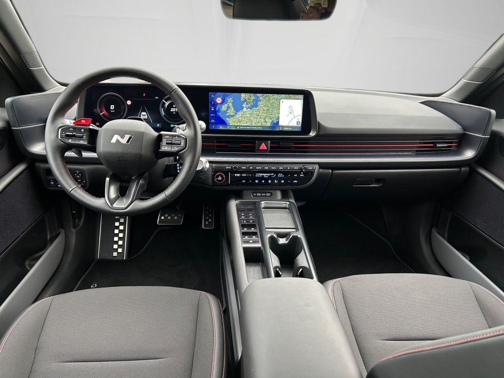 Hyundai IONIQ 6 – Bild 12