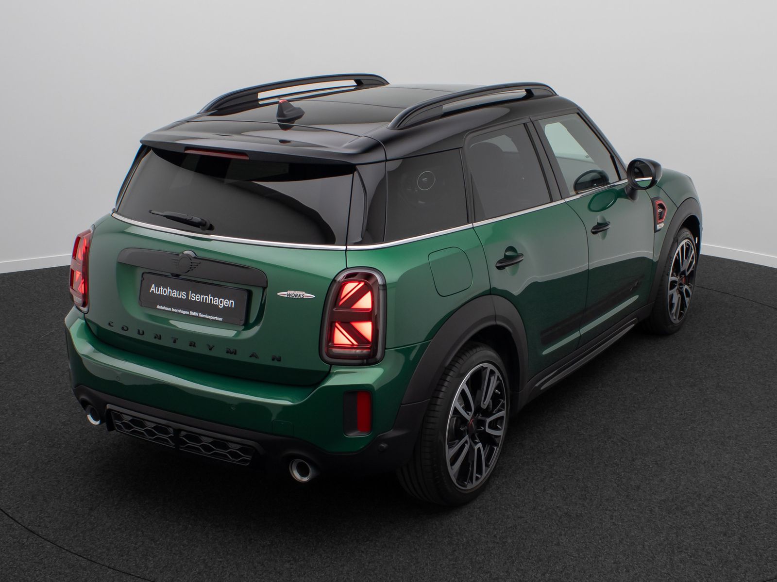 Fahrzeugabbildung MINI John Cooper Works Countryman ALL4 HUD H/K 19Zoll