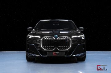 BMW M760 - 3