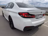 BMW 530i M PAKET*SAG*VIRTU*NAVI*LASER*HEAD-UP*KAMERA - BMW 530 mit Benzin-Antrieb