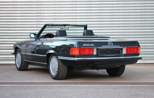 Mercedes-Benz 300 – Bild 10