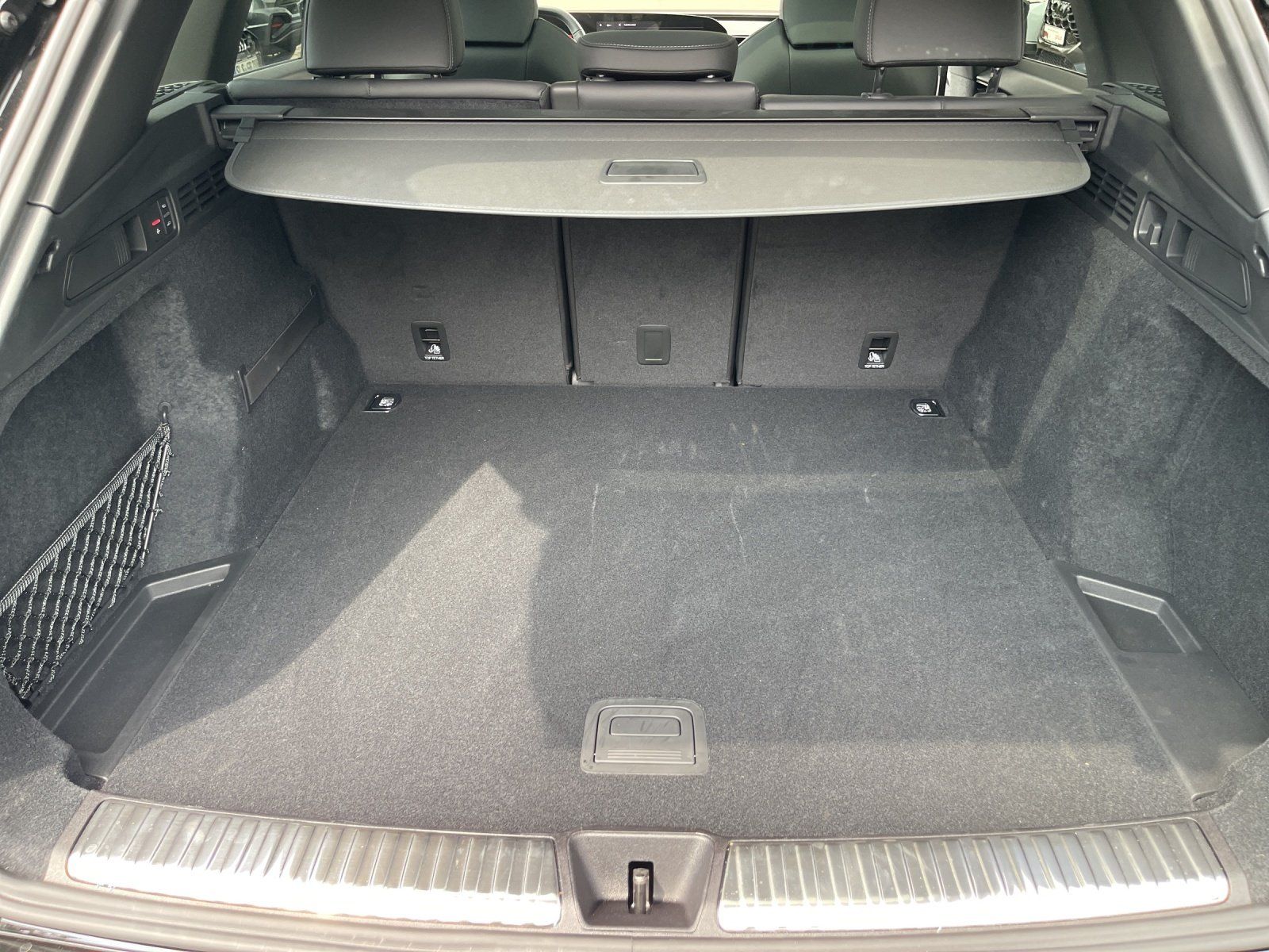 Fahrzeugabbildung Audi SQ5 3.0 TFSI quattro 360,AHK,HUD,Kamera,LED,Navi