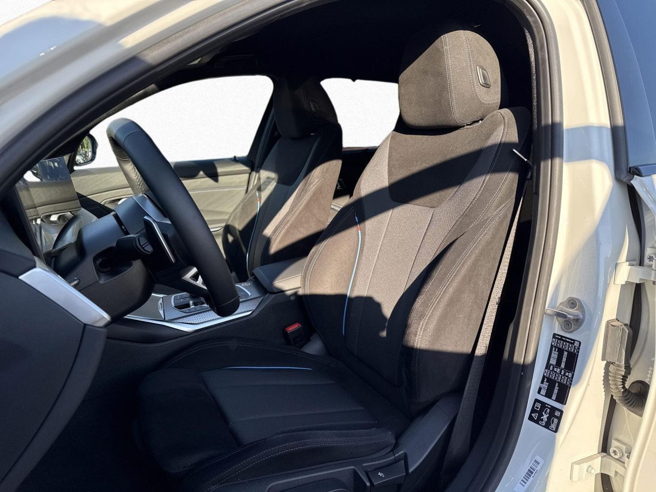 BMW 320 - Bild 14