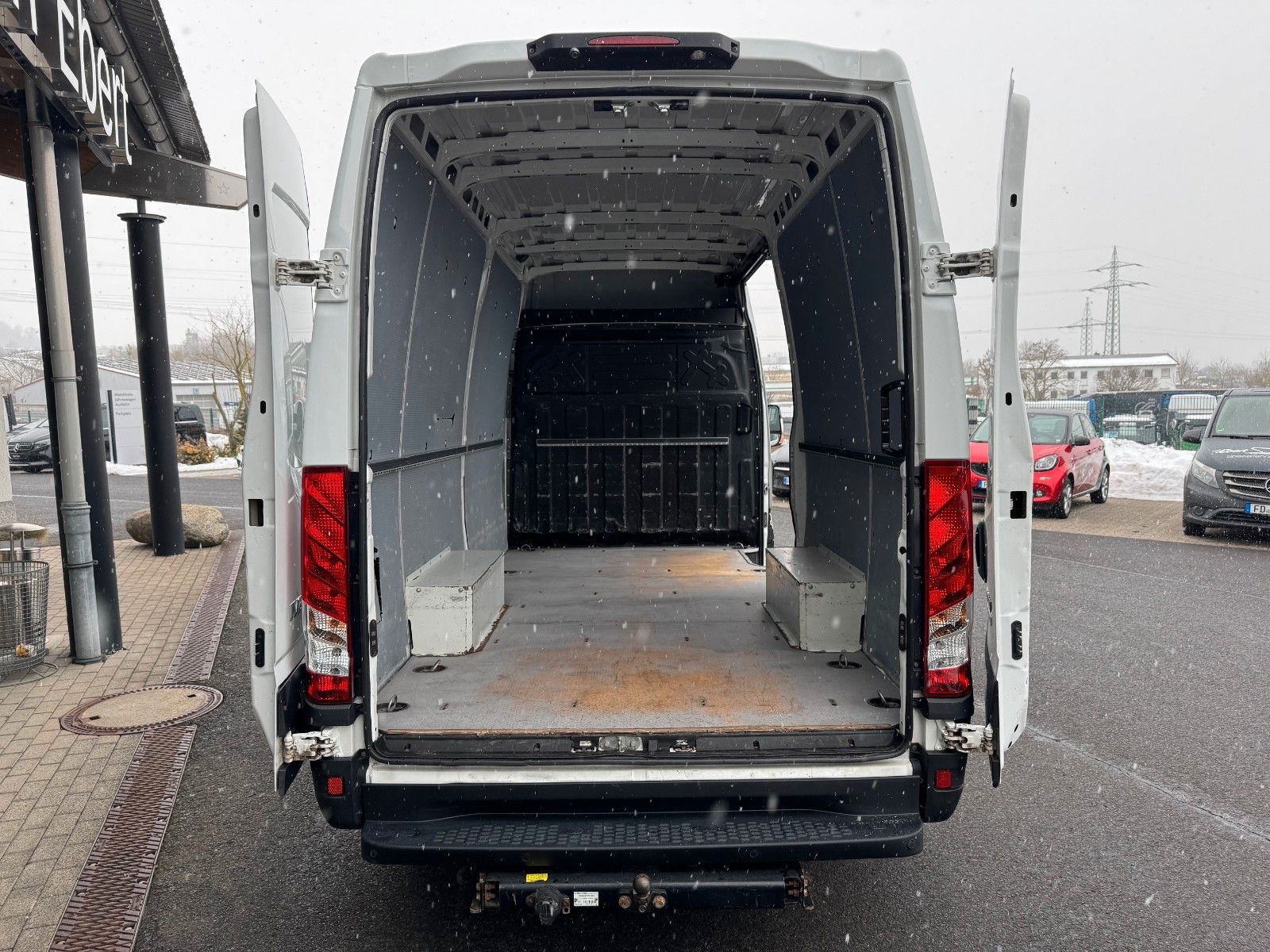 Fahrzeugabbildung Iveco Daily 35S12 *R3.520mm*AHK*Automatik*51.272km!!