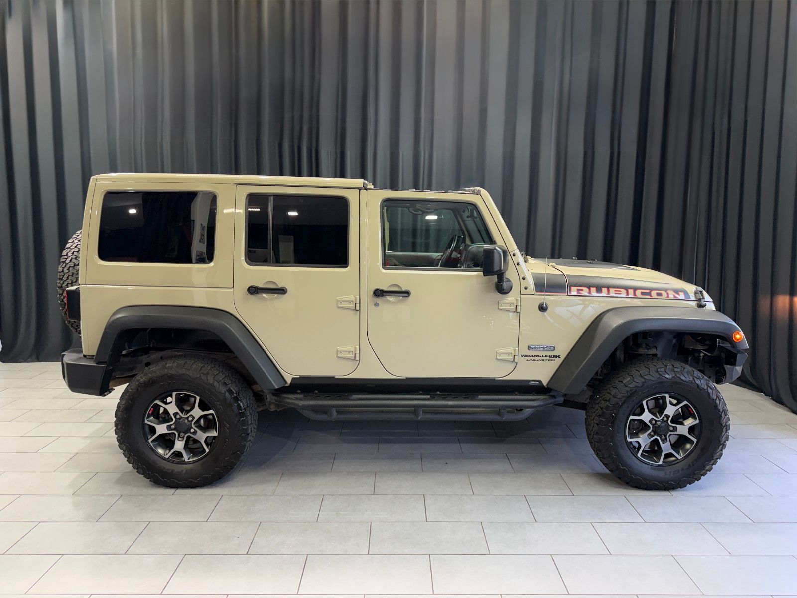 Fahrzeugabbildung Jeep Wrangler Unlimited Rubicon Recon Offroad|Alpine