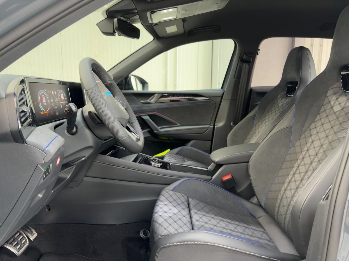 Volkswagen Tiguan - Bild 8