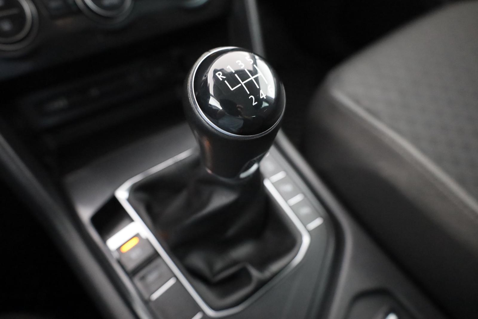 Volkswagen Tiguan 1.4 TSI Comfortline LED AHK Kamera ACC