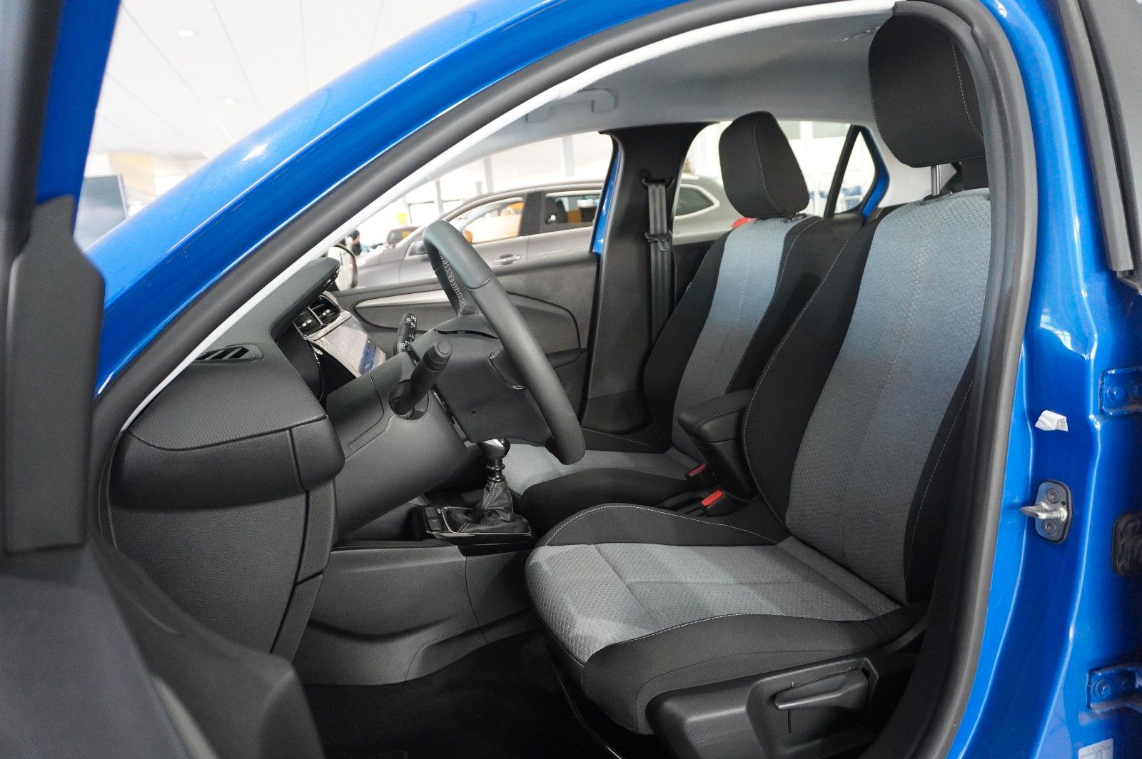 Fahrzeugabbildung Opel Corsa F 1.2 FACELIFT NAVI/LED/KAMERA/VIRTU./DAB+