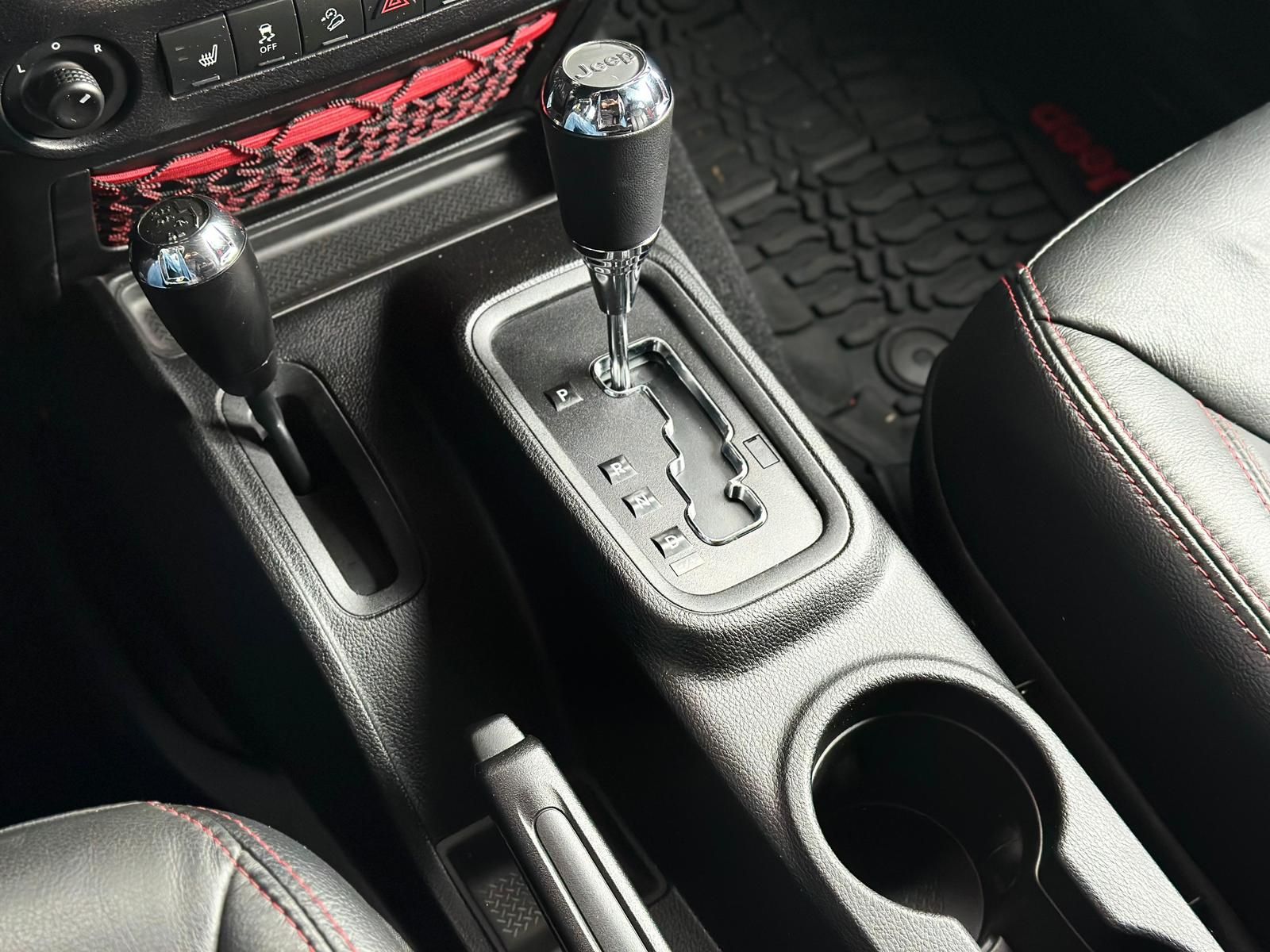 JEEP Wrangler 3.6 JK UNLIMITED RUBICON RECON EDITION - Image 13