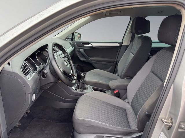 Tiguan 2.0TDI Comfortline AHK PDC SHZ NAVI AHK