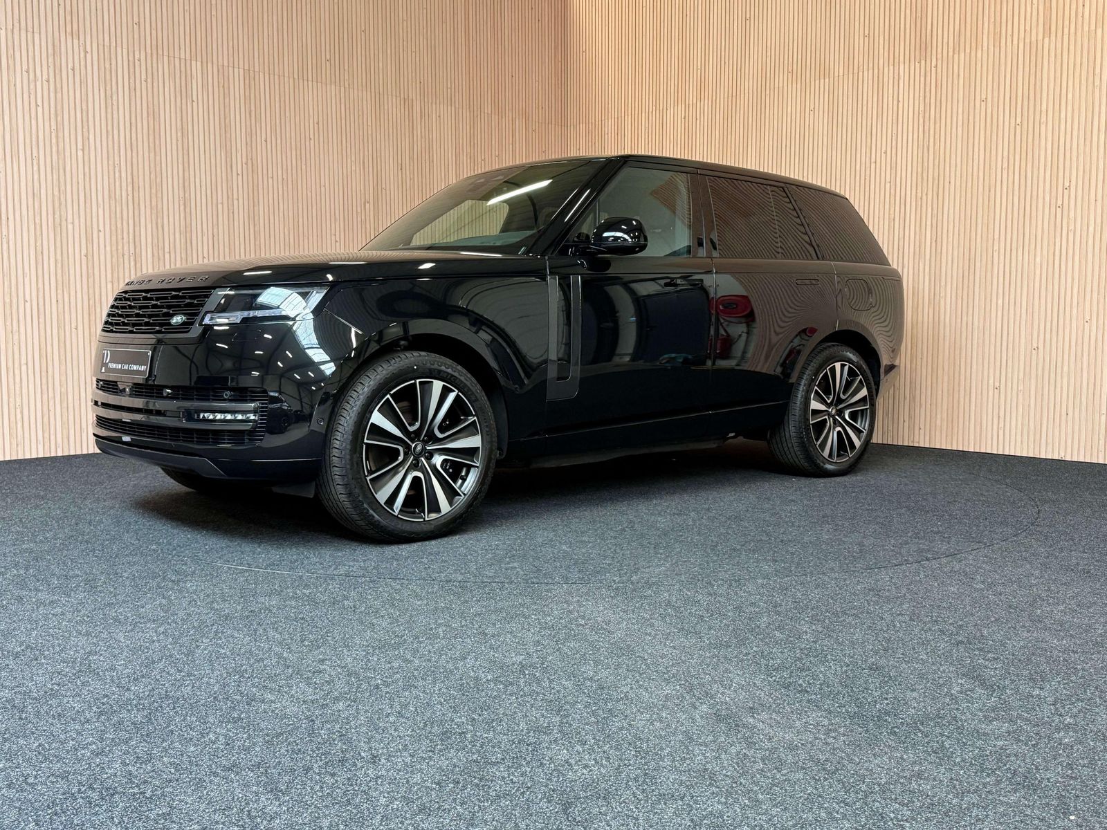 Land Rover Range Rover P550e PHEV Plug-in Hybrid HSE Ingeni