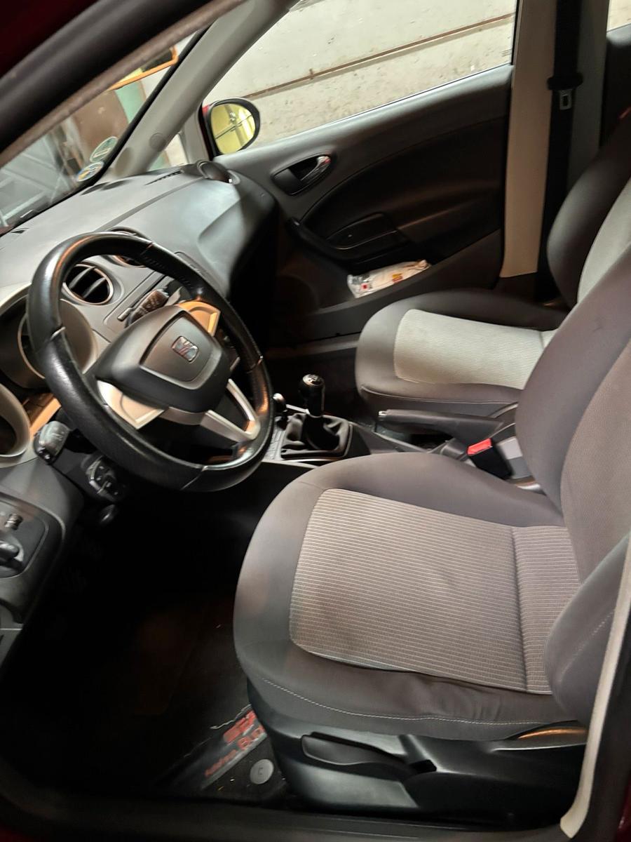 Seat Ibiza 2011 — photo 5