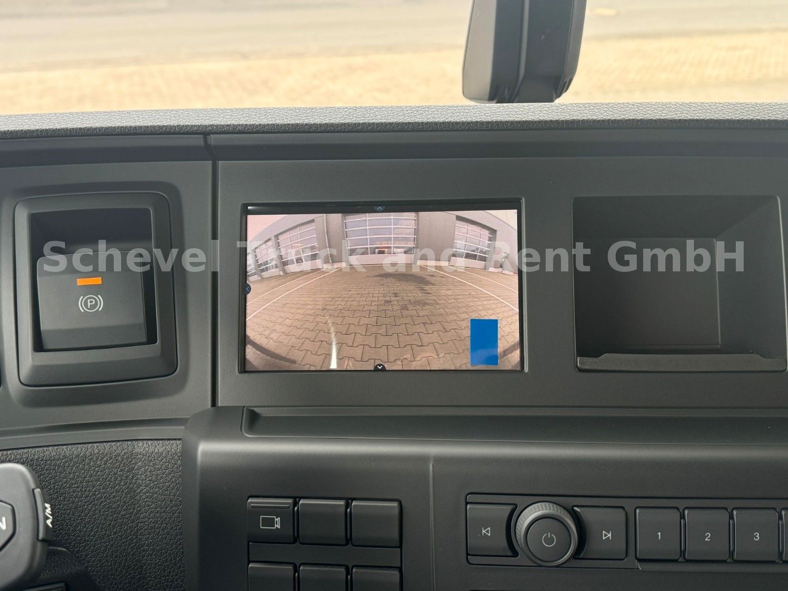 Fahrzeugabbildung MAN TGS 18.480 BL SA 4x4 mit Hydraulikvorbereitung