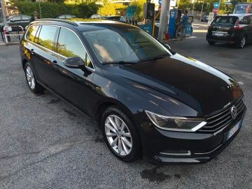 Volkswagen Passat - 2