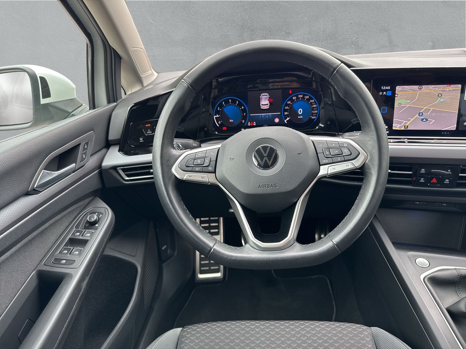Fahrzeugabbildung Volkswagen Golf 1.5 TSI ACC AppConnect Standhzg.