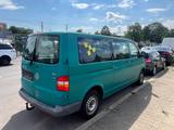 Volkswagen T5 Transporter 2,5 TDI KLIMA 8Sitzer 131PS - VW T5 Transporter von 2009