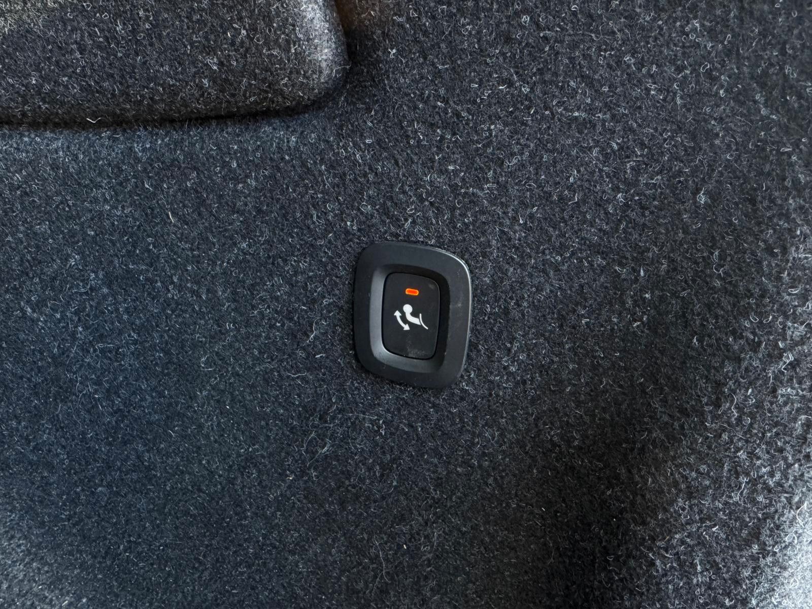 Fahrzeugabbildung Volvo XC40 Inscription Expr. Navi,LED,AppleCarplay,AHK