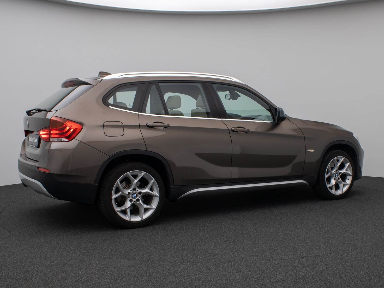 Fahrzeugabbildung BMW X1 xD23d xLine Panorama HiFi PDC Xenon Komfort