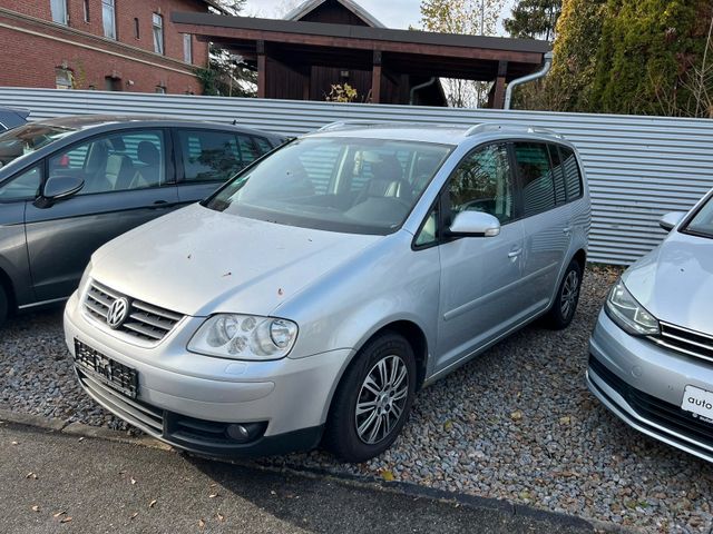 Volkswagen Touran Highline 7 Sitz Aut. Leder Navi PDC Euro4