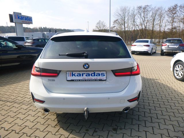 Fahrzeugabbildung BMW 320d Touring >HeadUp/AHK/LED/PANO/PDC/SHZ<