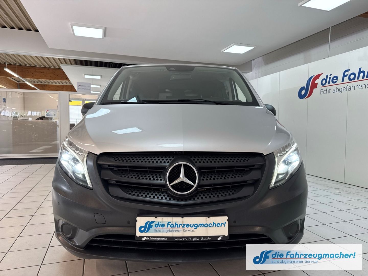 Fahrzeugabbildung Mercedes-Benz Vito Mixto 119 CDI 4x4 lang LED Navi *EXPORT