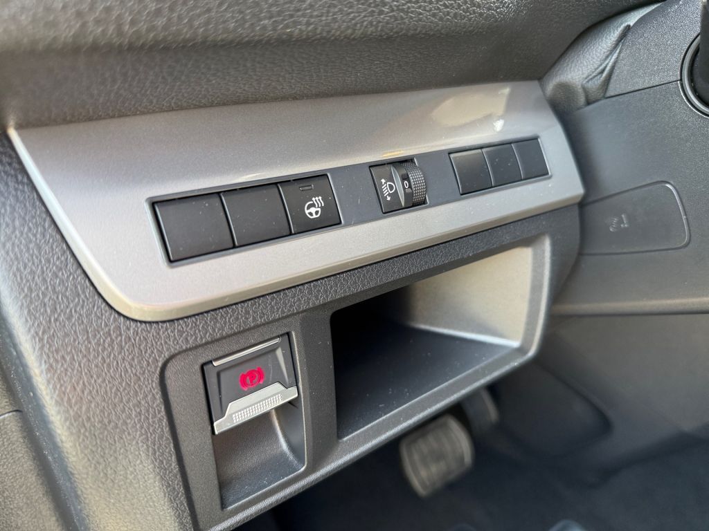 Fahrzeugabbildung Citroën Spacetourer M Diesel 180 Autm. Plus
