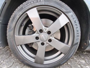 Volkswagen Passat Variant Comfortl*DSG*Bi-Xen*Navi*PDC*