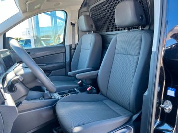 Volkswagen Caddy - 11
