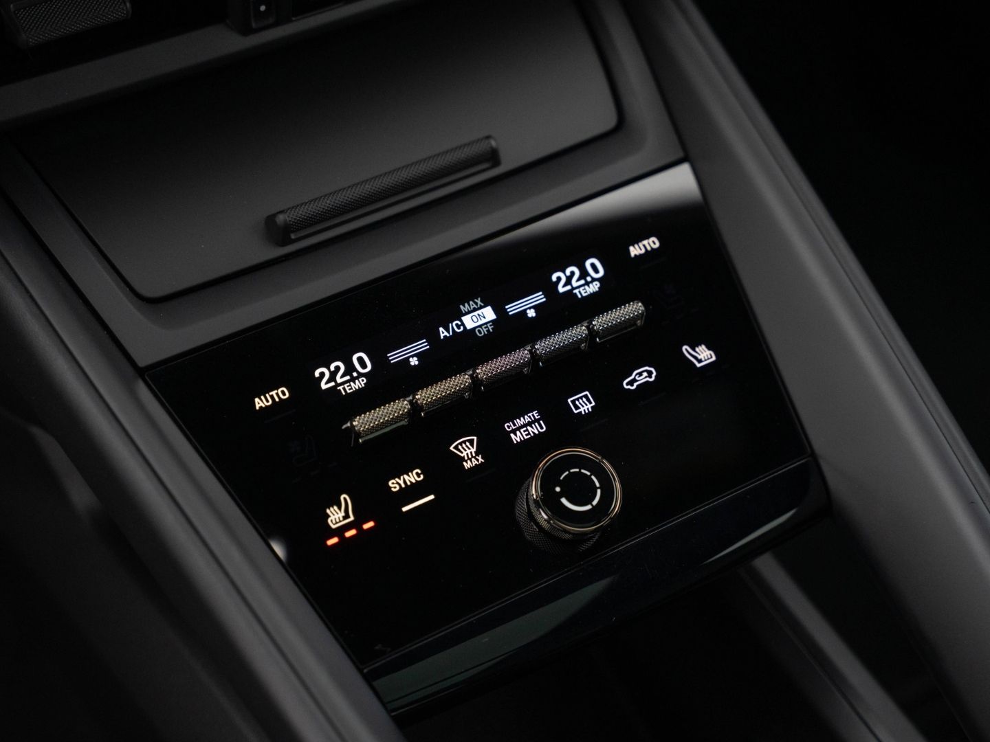 Porsche Macan Electric Turbo Burmester HeadUp InnoDrive foto 23