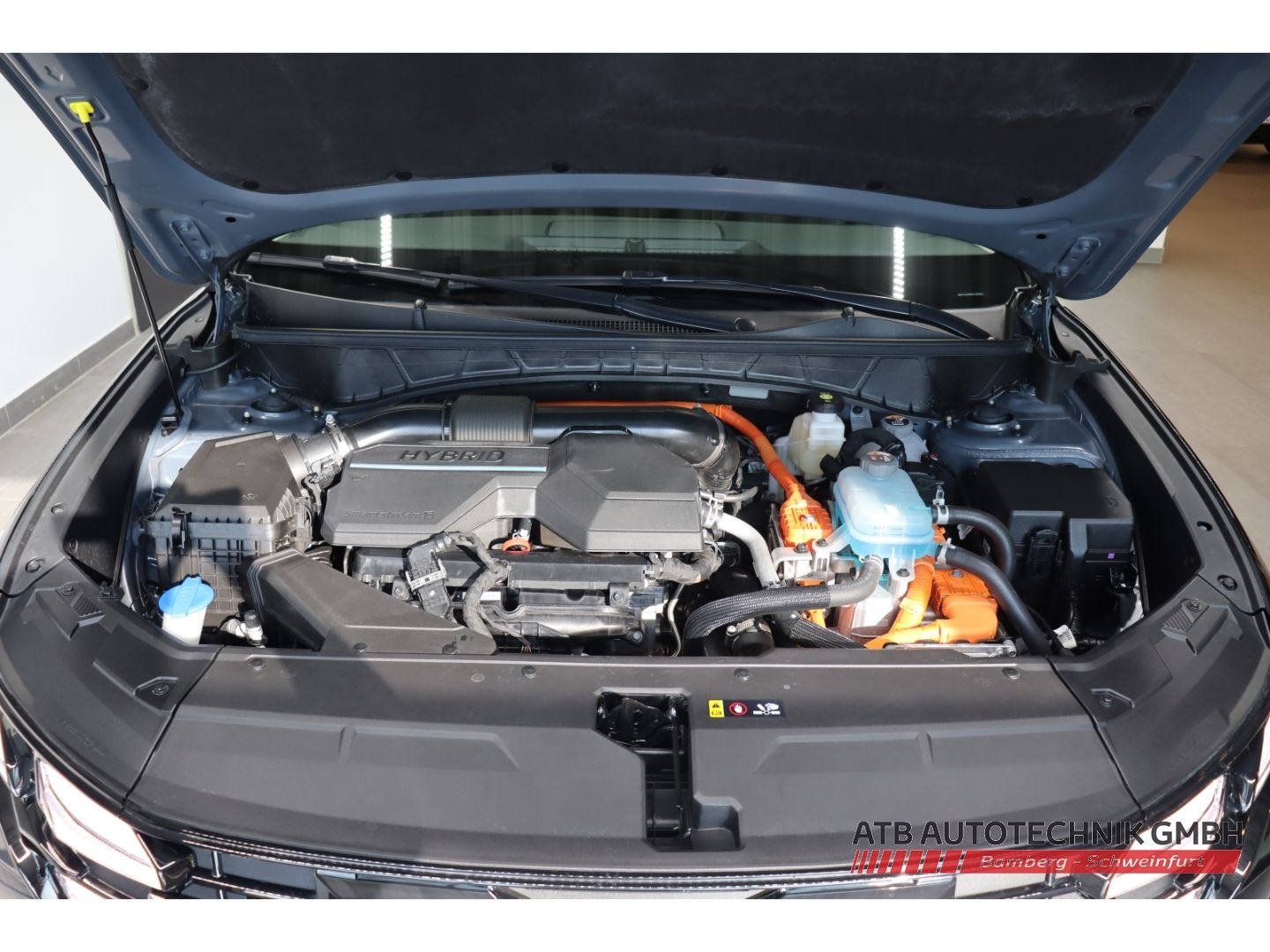 Fahrzeugabbildung Hyundai Tucson Trend 1.6 T-GDI PHEV 99,3% SOH 6-AT 4WD N