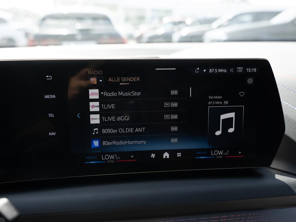 BMW 1 Series M-Sport PANO LED ACC NAVI KAMERA SHZ PDC, миниатюра 15