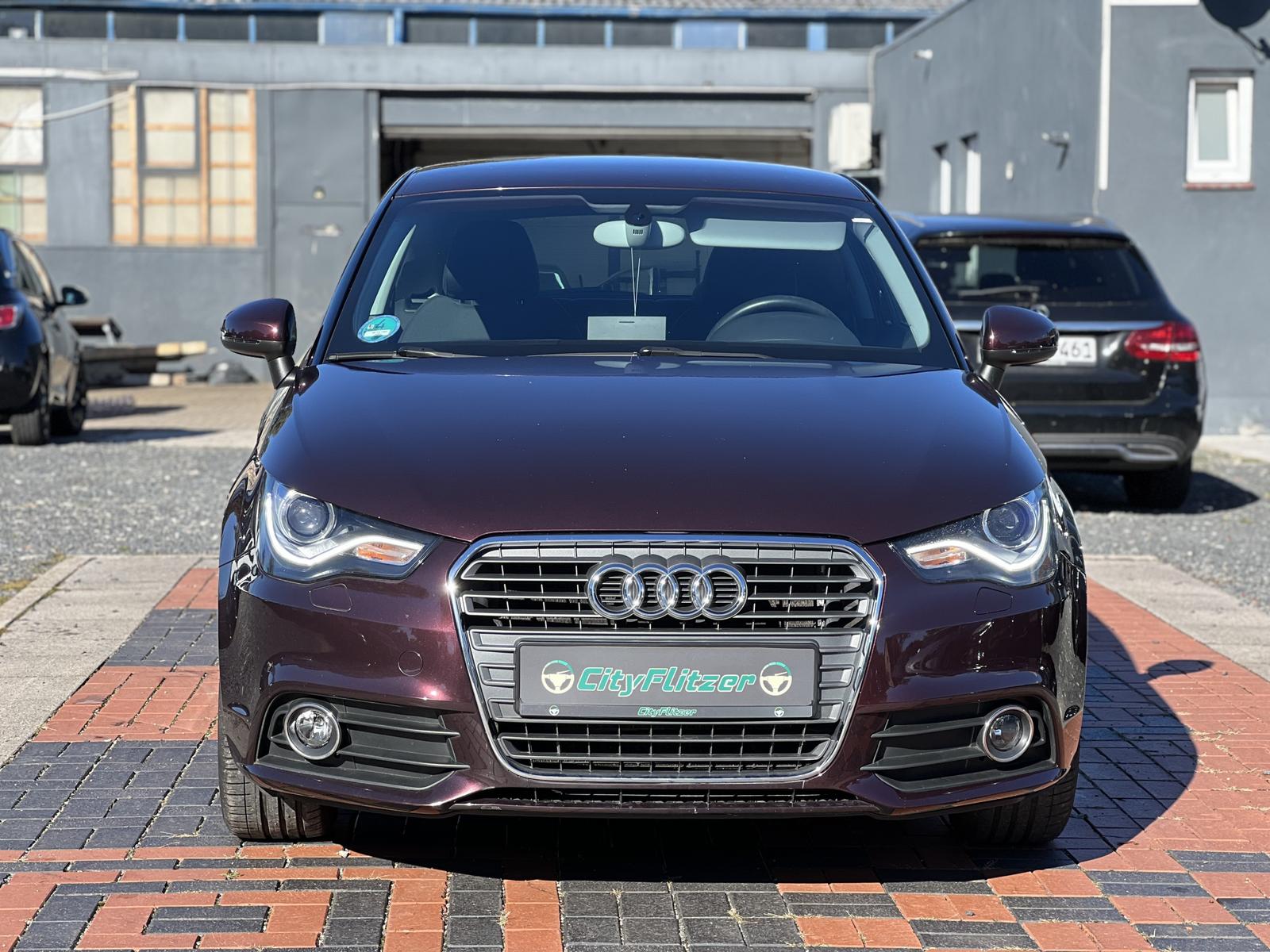 Audi A1 Automatik*BT*Shz*PDC*Xenon*Navi*8Fach*TÜV2028