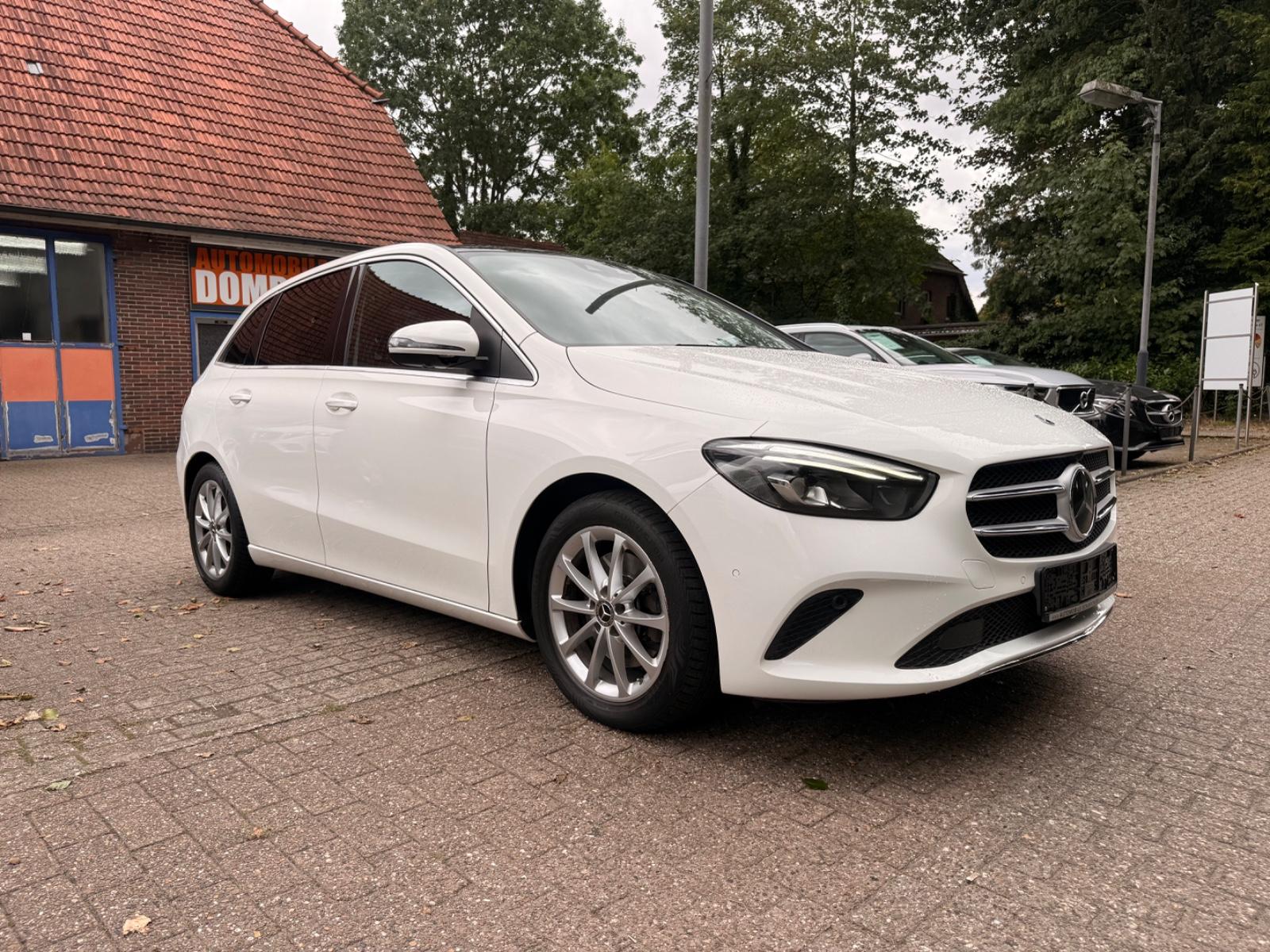 Mercedes-Benz B 220 4Matic*Navi*SZH*Schaltw.*Schiebedach