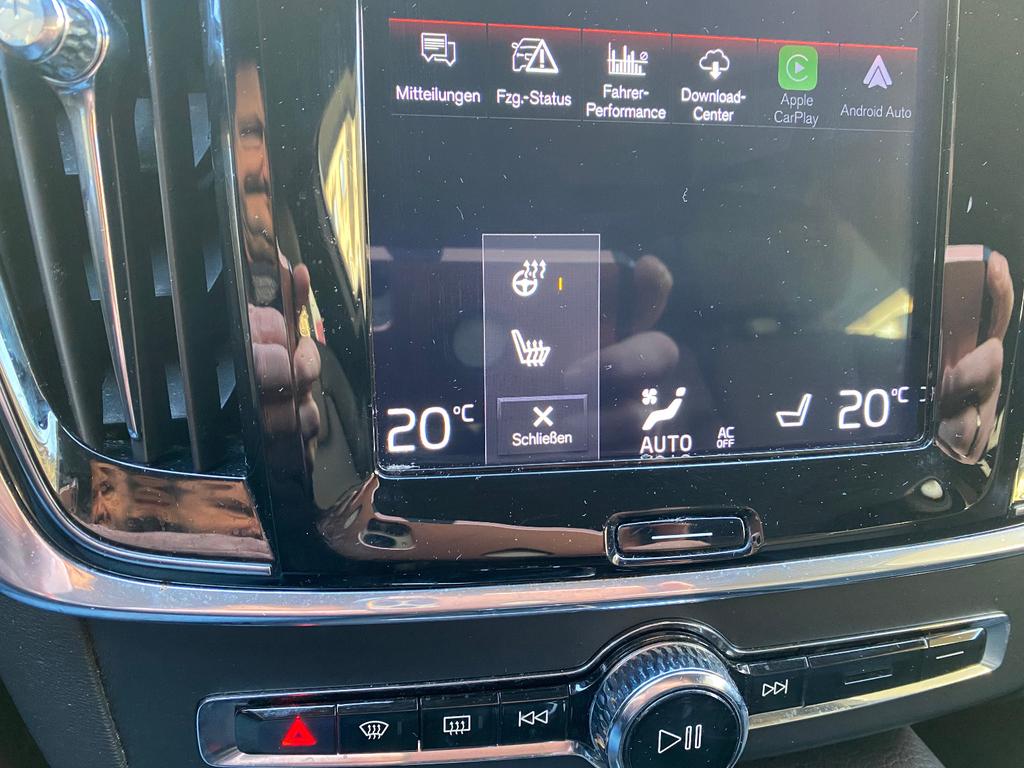 Volvo V90 Cross Country