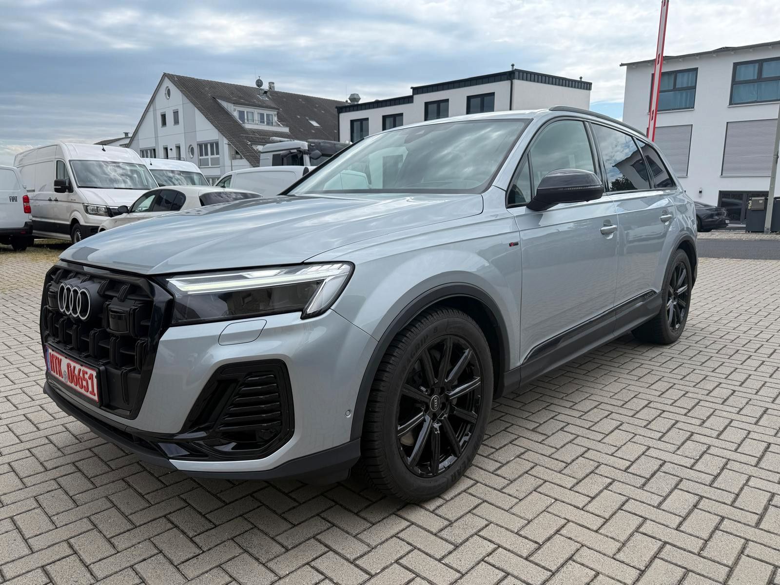 Audi Q7 45 TDI quattro 7-Sitze foto 3