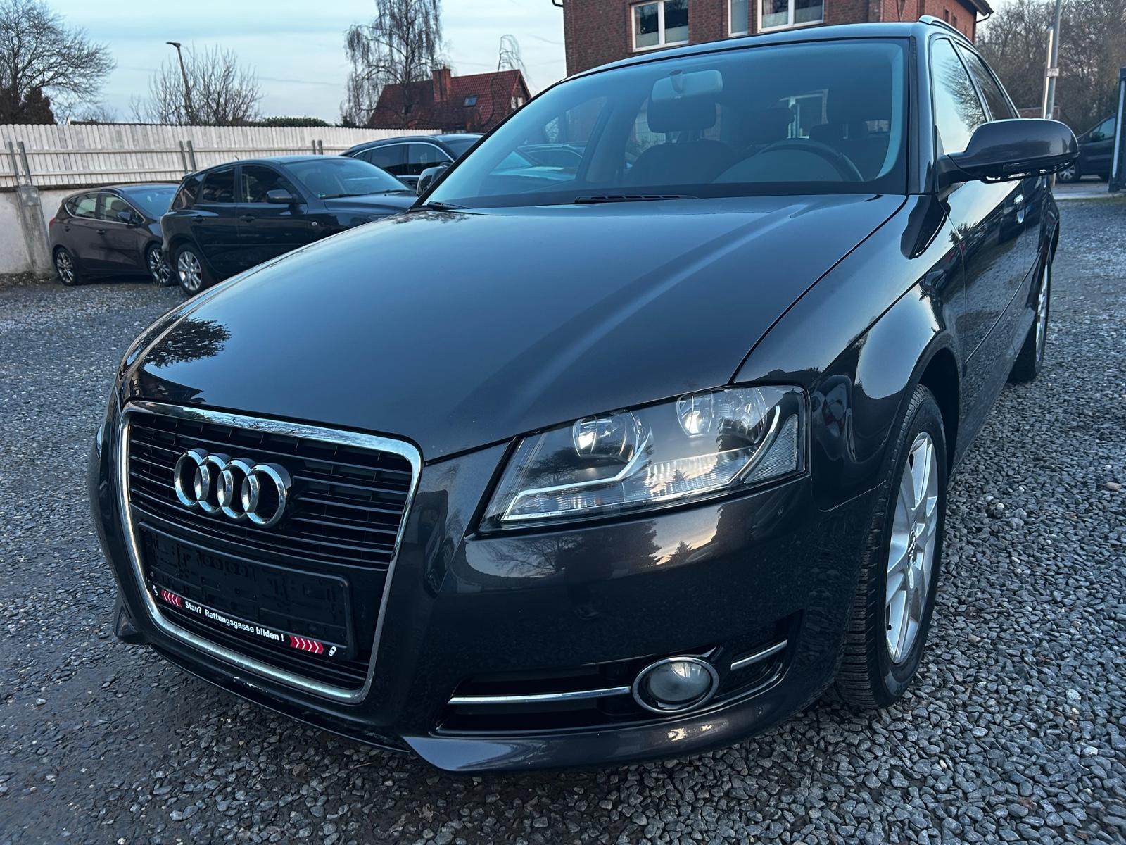 Audi A3 Sportback 1.4 Attraction*KLIMA*TÜVNEU*SHZ*PDC