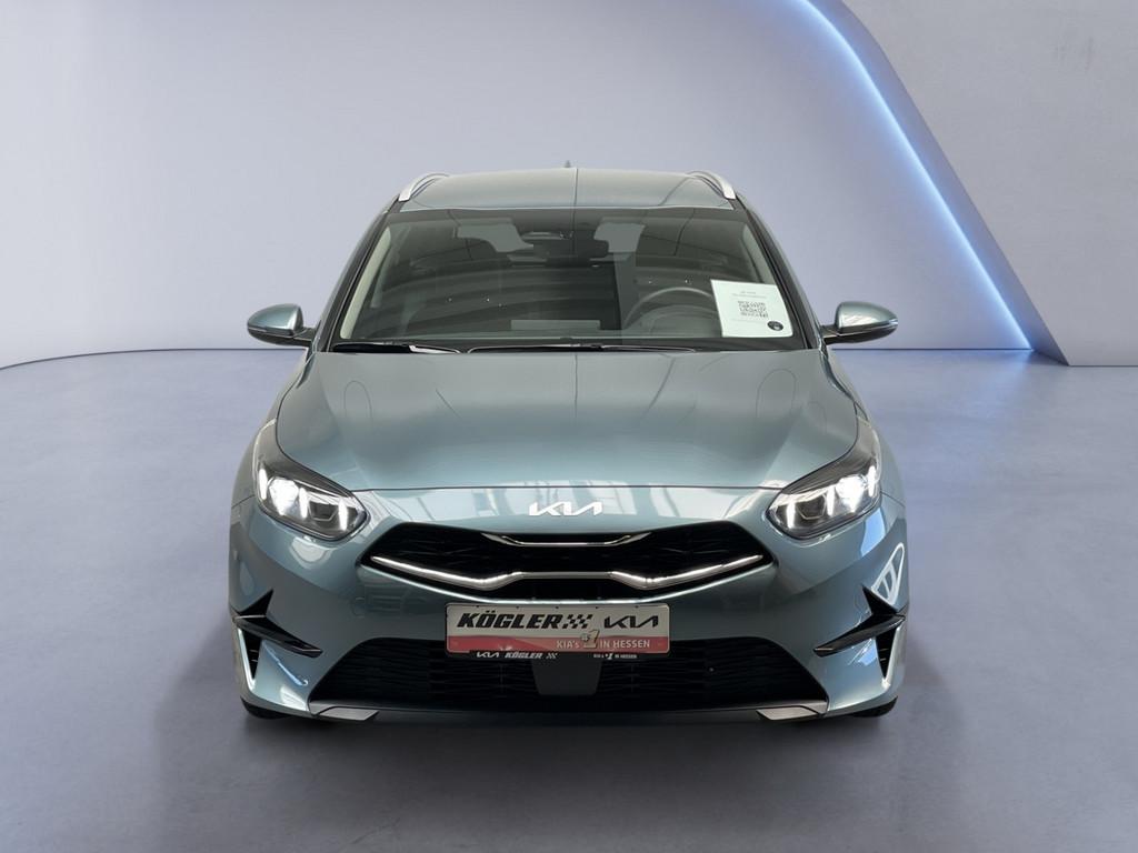 Kia Ceed SW 1.5 T-GDI DCT Spirit