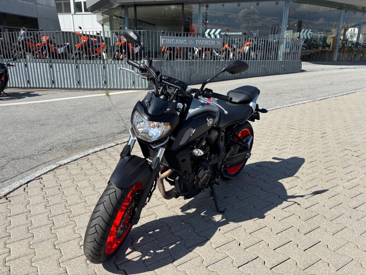 Fahrzeugabbildung Yamaha MT 07 Modell 2020 5 CM Tieferlegung
