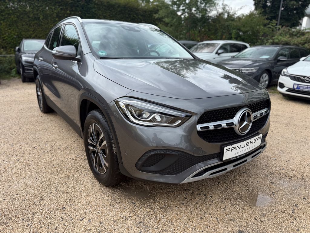 Mercedes-Benz GLA 180