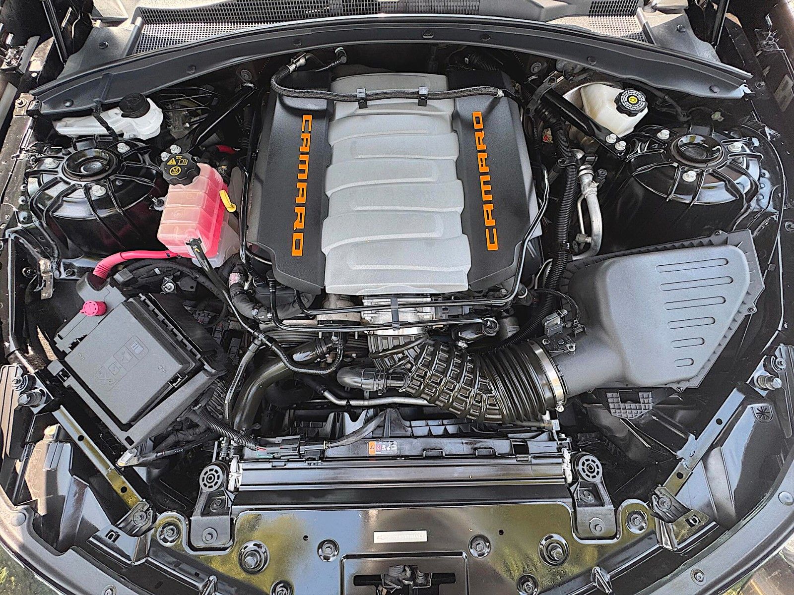 Fahrzeugabbildung Chevrolet Camaro 6.2 V8 SS Coupe ZL1 Performance *LED*