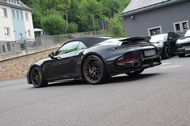 Porsche 992.2 Turbo S Cabrio*Lift,Inno,Burmester,Sitzlüf