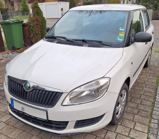 Skoda Fabia 1.2l 44kW mit Anhängekupplung