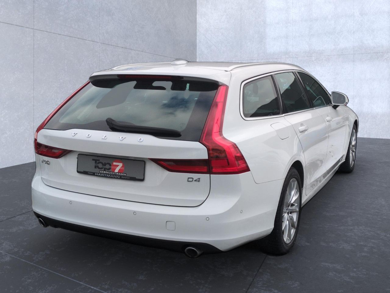 Volvo V90 Momentum Pro Bluetooth Navi LED Vollleder foto 3