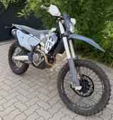 Husqvarna FE 350 Pro - Mj. 2024 - nur 8 Betriebsstunden - HUSQVARNA VON 251 BIS 500 CCM