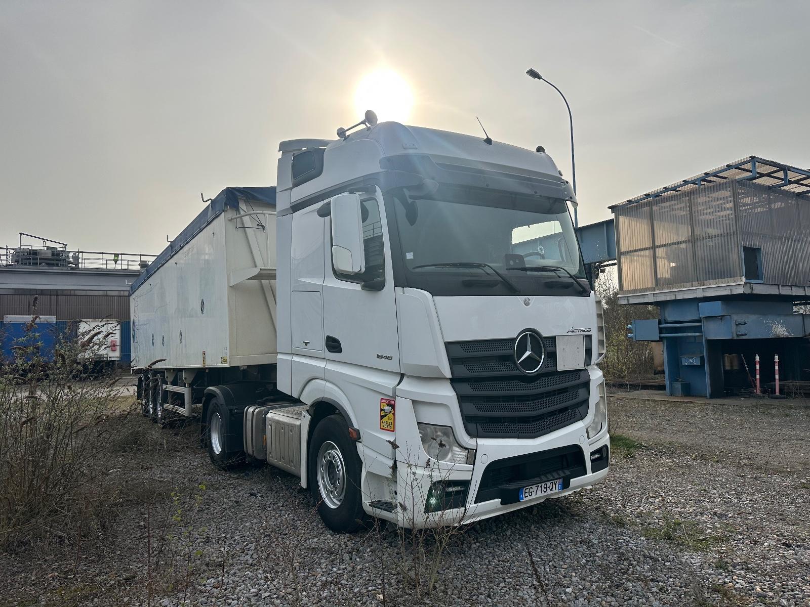 Mercedes-Benz 1848 Bigspace Retader