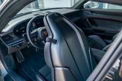 PORSCHE 992 GT3/ 1. HAND/ LIFT/ KAMERA/ APPROVED/ BOSE PORSCHE 992 GT3/ 1. HAND/ LIFT/ KAMERA/ APPROVED/ BOSE