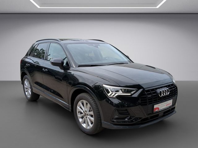 Q3 45 2.0 TFSI quattro advanced S-tronic STANDHZ