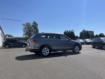 Volkswagen Tiguan Allspace - 7