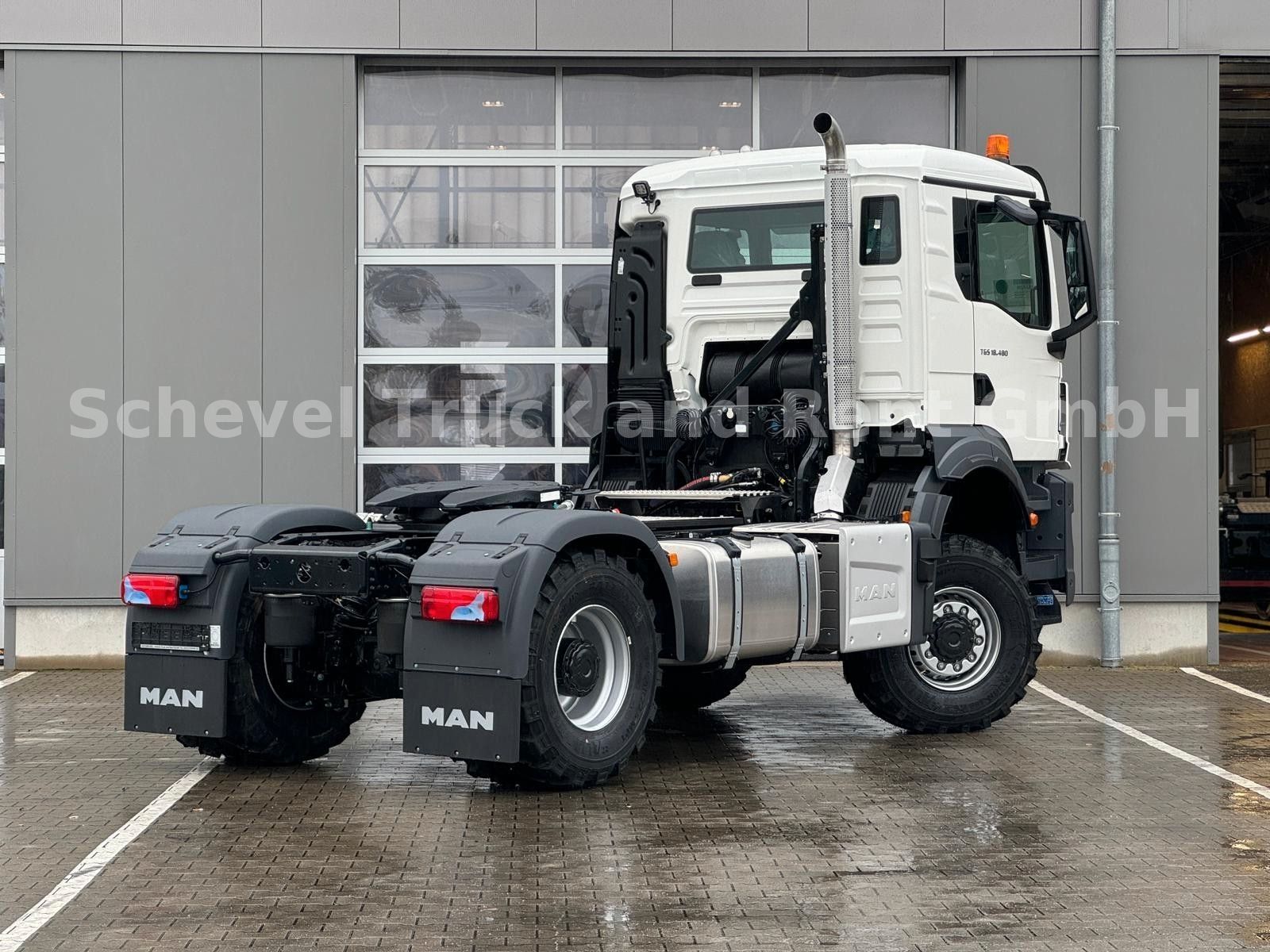 Fahrzeugabbildung MAN TGS 18.480 BL SA 4x4, LOF, Agro Truck